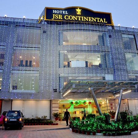 Hotel Jsr Continental Dehradun Extérieur photo