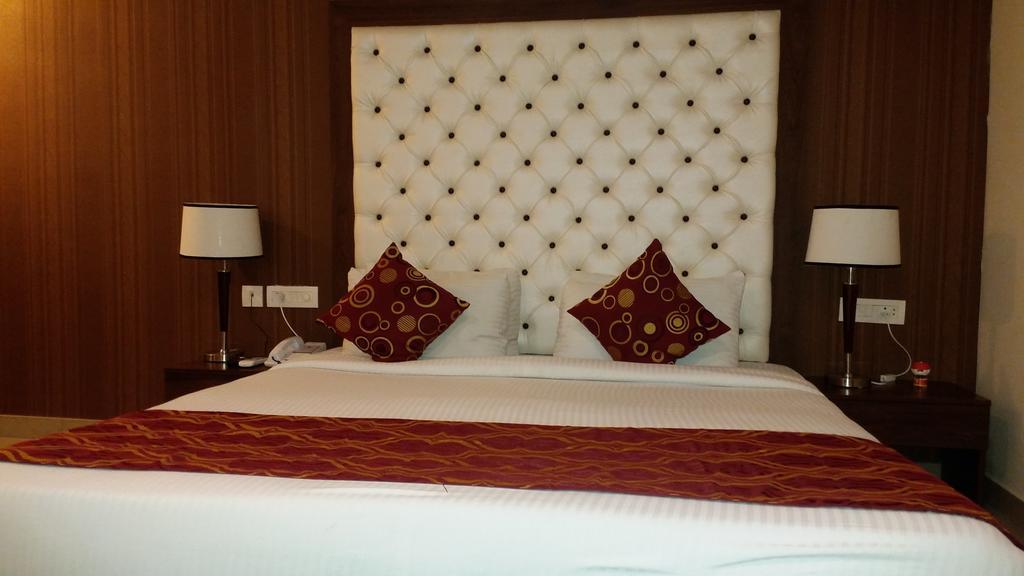 Hotel Jsr Continental Dehradun Chambre photo